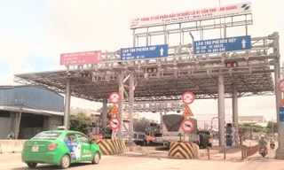 Bộ Giao thông giải thích việc chậm trễ xử lý 8 dự án BOT bất cập