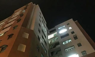 Đốt hộ chiếu, một phụ nữ Philippines nhảy tầng 8 tử vong tại chỗ