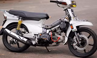 Honda Super Dream, dòng xe số huyền thoại của hãng xe Nhật Bản. 