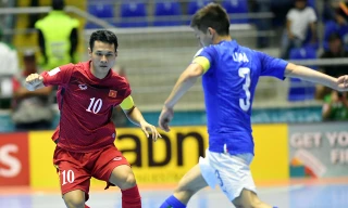 Đội tuyển futsal Việt Nam sẽ gặp Nga hoặc Bồ Đào Nha ở vòng 1/8.