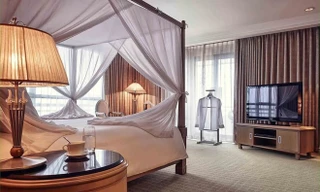 Chiêm ngưỡng phòng khách sạn Tổng thống Pháp nghỉ ở TPHCM