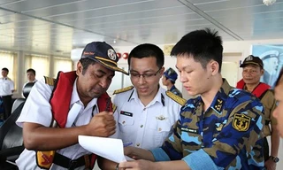 Tàu Hải quân Việt Nam sẵn sàng cho KOMODO 2016