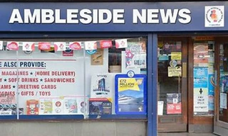 Cửa hàng báo Ambleside ở Anh. Ảnh: BBC.