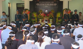 Nghẹn ngào lễ truy điệu phi công, đại tá Trần Quang Khải