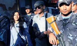 Sát thủ gốc Việt sa lưới trời