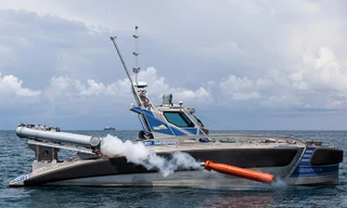 Mới đây, tàu săn ngầm không người lái Seagull đã bắn thử thành công ngư lôi tiêu diệt tàu ngầm. Sự kiện này đưa Seagull trở thành tàu săn ngầm không người lái đầu tiên trên thế giới có vũ khí.