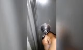 Ảnh chụp màn hình cắt từ clip.