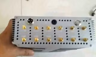 Một thiết bị IMSI Catcher rao bán trên thị trường đen trực tuyến.