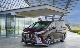 Rộ tin Lexus LM500h 2024 ra mắt trong tháng 3