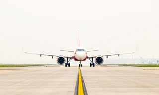 Cận cảnh đường băng mới nâng cấp của Nội Bài