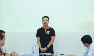 Chàng sinh viên chế “máy nhắc uống thuốc” phục vụ điều trị bệnh nhân COVID-19 