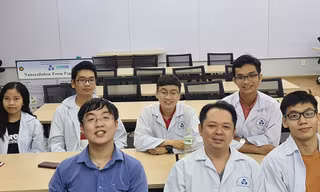Từ bùn thải giấy đến siêu vật liệu cao cấp và giải thưởng cấp châu Á của nhóm Biomass Lab 