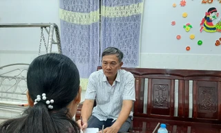 Chị Q đang trình bày với PV Tiền Phong 