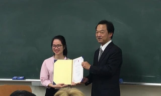 Hà Thị Thanh Thủy tham gia chương trình trao đổi sinh viên giữa ĐH Giáo dục và Đại học Chiba, Nhật Bản. Ảnh: NVCC
