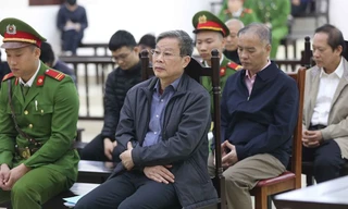 Bị cáo Nguyễn Bắc Son tại tòa ngày 20/12 Ảnh: Như Ý