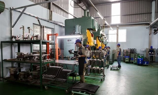 Cơ quan chức năng cần có chính sách sàng lọc doanh nghiệp FDI đầu tư công nghệ thấp, lạc hậu (Ảnh: minh họa)