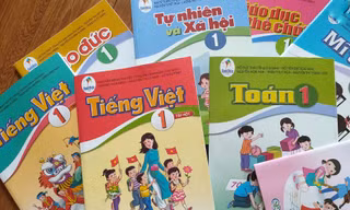 Soạn sách giáo khoa cho trẻ em nhiều sạn, không thể chỉ rút kinh nghiệm. Ảnh: P.V