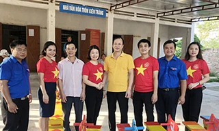 Đoàn khối các cơ quan các tỉnh, thành phố phía Bắc đã trao tặng 5 công trình thanh niên. Trong ảnh là công trình sân chơi tại thôn Kiên Tràng, xã Tam Quan, huyện Tam Đảo, Vĩnh Phúc. Ảnh: XT