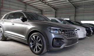 Sau vụ xe Volkswagen Touareg CR745J cài “đường lưỡi bò”, các bộ, ngành siết chặt việc nhập khẩu ô tô xuất xứ Trung Quốc 