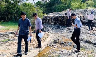 Đoàn đại biểu HĐND Khánh Hoà khảo sát dự án KDL Trường Xuân. Ảnh Khải An