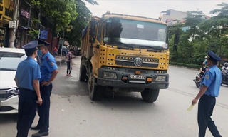 Theo dự án Luật Đảm bảo ATGT, thanh tra giao thông sẽ không được dừng xe, kiểm tra trên đường Ảnh: Anh Trọng