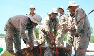 Phát hiện quả bom nặng 340 kg bị tháo gỡ để lấy thuốc nổ