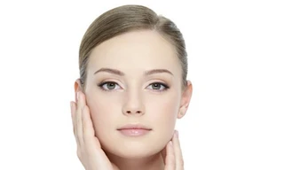 Trang điểm không bóng nhờn