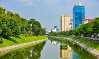 Hà Nội kỳ vọng hồi sinh sông Tô Lịch bằng nước sông Hồng