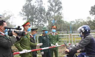 Vĩnh Phúc: Gần 200 người rời tâm dịch Sơn Lôi trước ngày bị khoanh vùng