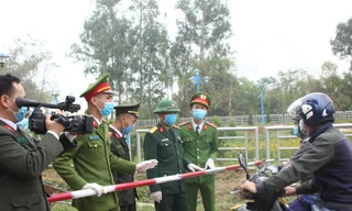 Vĩnh Phúc: Gần 200 người rời tâm dịch Sơn Lôi trước ngày bị khoanh vùng