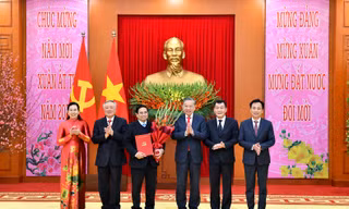 Quyết định của Bộ Chính trị về 4 Đảng bộ trực thuộc Trung ương và 3 cơ quan Đảng ở Trung ương
