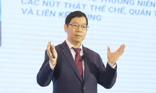 Cần cởi bỏ 'vòng kim cô' an ninh lương thực cho ĐBSCL