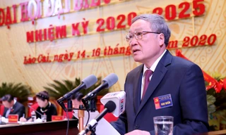 Bí thư Trung ương Đảng, Chánh án Toà án Nhân dân Tối cao Nguyễn Hoà Bình phát biểu tại đại hội Đảng bộ tỉnh Lào Cai. Ảnh: Báo Lào Cai