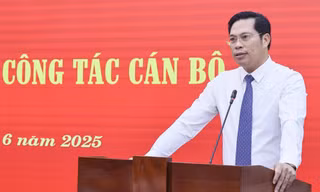 Trao quyết định bổ nhiệm Vụ trưởng, Thư ký Chủ tịch Ủy ban Trung ương MTTQ Việt Nam