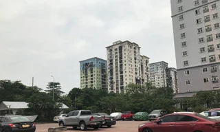 Xử lý bãi xe không phép ở sân 3 toà chung cư tái định cư Đền Lừ