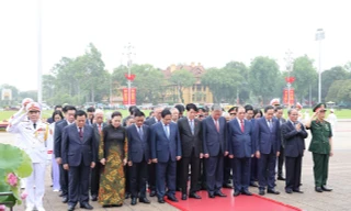 Lãnh đạo Đảng, Nhà nước vào Lăng viếng Chủ tịch Hồ Chí Minh