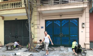 Hà Nội yêu cầu kiểm tra, khắc phục vỉa hè lát đá bị hư hỏng
