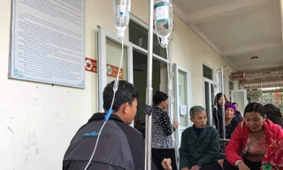 Công nhân phải nhập viện điều trị vì bị đau đầu, chóng mặt, buồn nôn