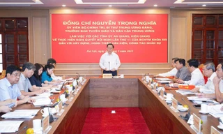 Ông Nguyễn Trọng Nghĩa họp hợp nhất 2 tỉnh Kiên Giang, An Giang