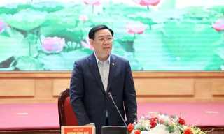 Bí thư Hà Nội: Cán bộ đừng nghĩ mình làm sai trên không biết gì 