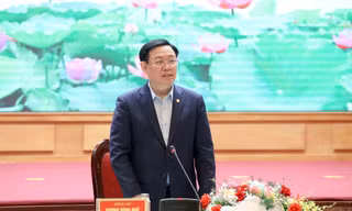 Bí thư Hà Nội: Cán bộ đừng nghĩ mình làm sai trên không biết gì 