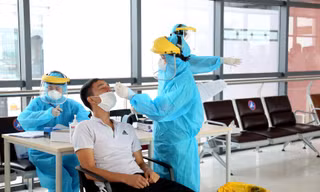 Hà Nội: Hơn 200 người khai báo ho sốt ở cộng đồng, chờ được xét nghiệm SARS-CoV-2
