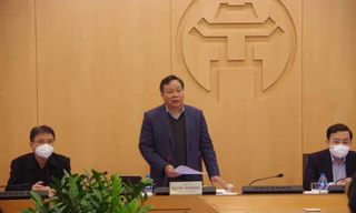 Phó Bí thư Thành uỷ Hà Nội Nguyễn Văn Phong phát biểu tại phiên họp