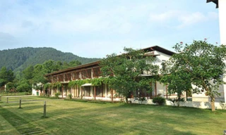 Biệt thự của ca sĩ Mỹ Linh là công trình vi phạm lớn