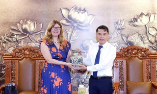 Phối hợp, tăng cường chăm sóc, giáo dục và bảo vệ trẻ em