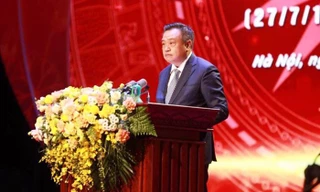 Chủ tịch Hà Nội Trần Sỹ Thanh: 'Sống, lao động, học tập xứng đáng với hy sinh của các bậc tiền bối'