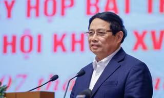 Thủ tướng Phạm Minh Chính: Phát sinh vướng mắc ở đâu thì phải kịp thời sửa đổi, hoàn thiện