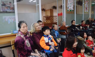 Nhiều cụ già đón Tết tại Trung tâm dưỡng lão