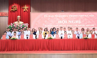 Hà Nội bàn giao các trung tâm y tế về quận, huyện, thị xã quản lý