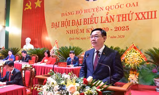 Bí thư Thành ủy Hà Nội Vương Đình Huệ phát biểu tại ĐH